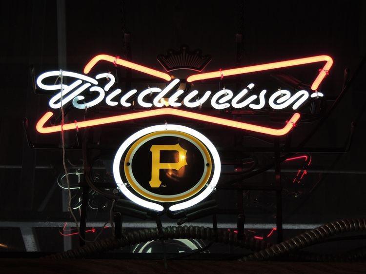 Custom Budweiser Pittsburgh Pirates Neon Sign MLB Teams Neon Light