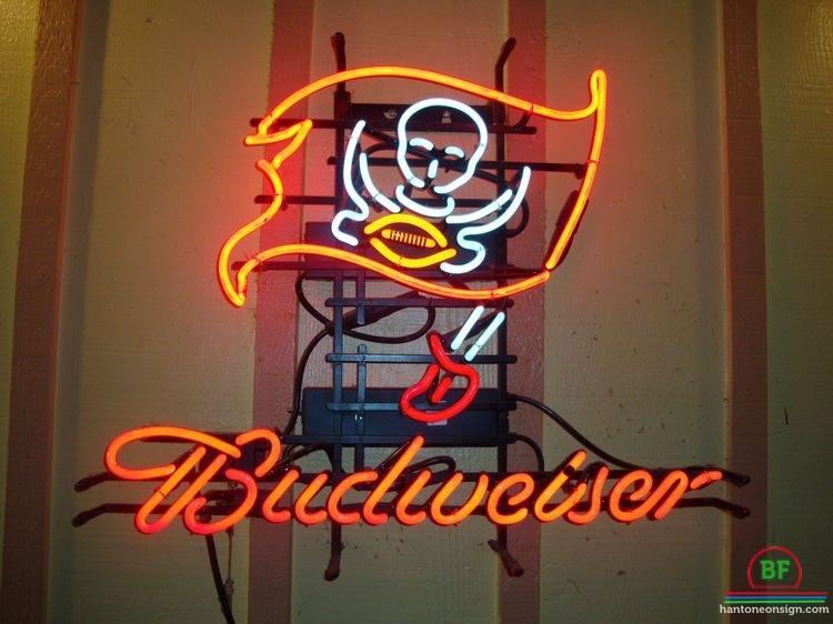 Custom Budweiser Tampa Bay Buccaneers Neon Sign NFL Teams Neon Light