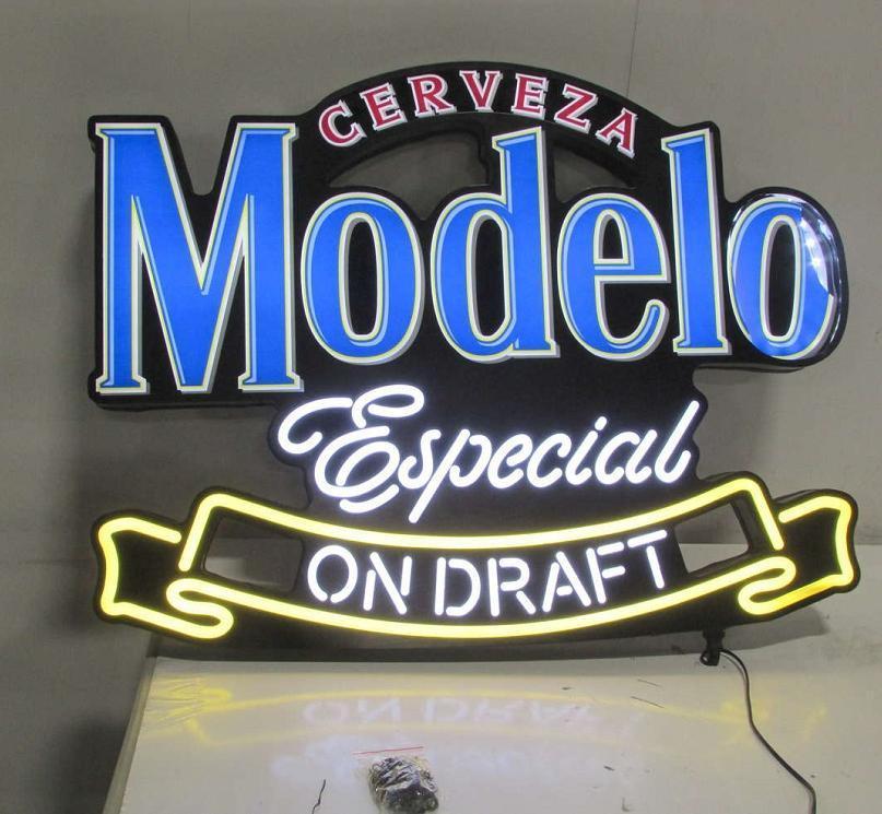Custom Modelo Especial  Neon Sign