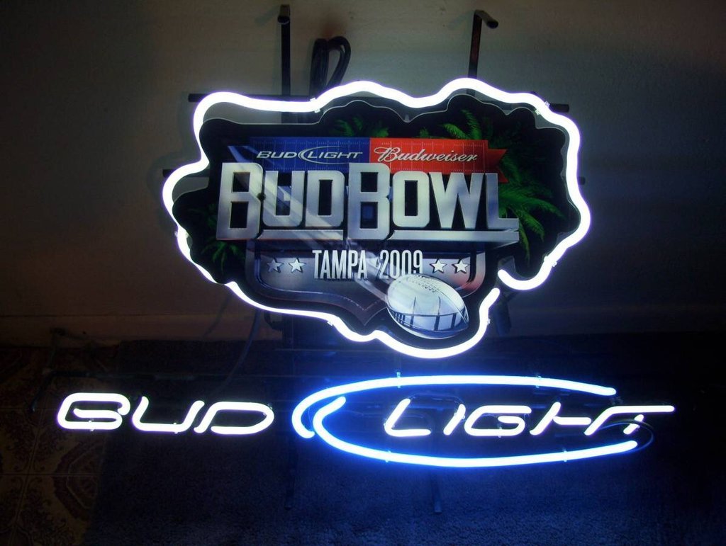 Custom Bud Light Bud Bowl Tampa 2009 NFL Sports Neon Sign Tube Neon Light