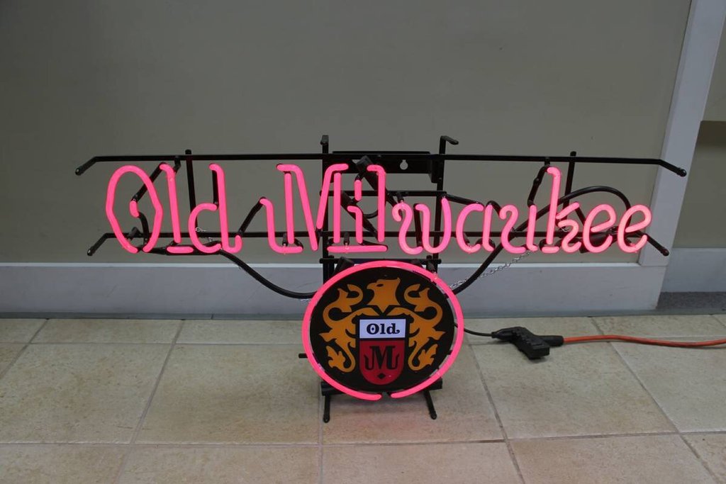 Custom Old Milwaukee Beer Light Neon Sign Tube Neon Light