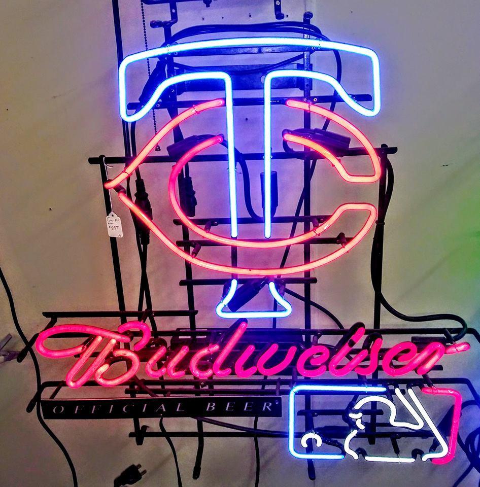 Custom Budweiser Minnesota Twins Neon Sign NFL Sports Team Neon Light