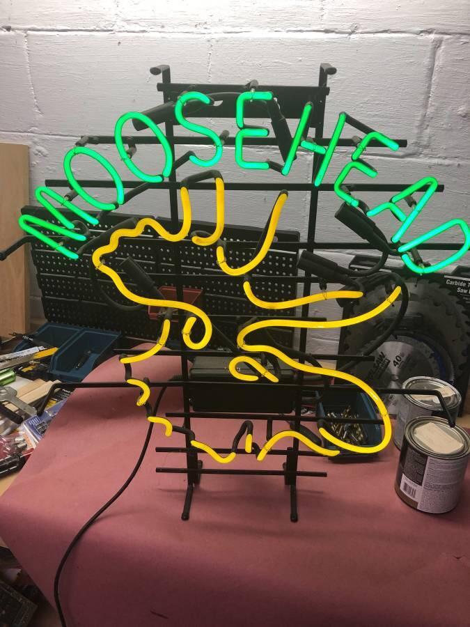 Custom Moosehead Imported On Tap Neon Sign Tube Neon Light